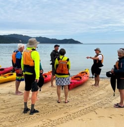 Kayak in Abel Tasman National Park 24MAR25