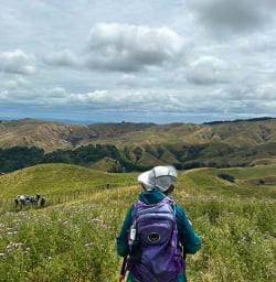 Solo guest hiking Matahuru Valley 200125