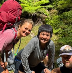 Multi day hike from the Nydia Track to Nydia lodge