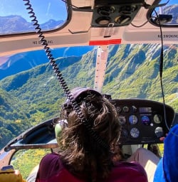 Scenic helicopter Mount Aspiring 03FEB25