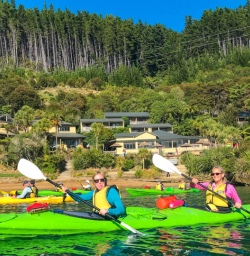 Kayak outside Lochmara Lodge