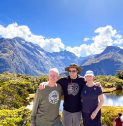 2.5 Happy guests at Key Summit