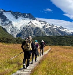 Guided hike AorakiMount Cook 27JAN25