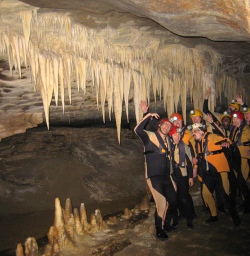 12 nile river glowworm caves nz2