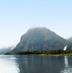 milford sound new zealand