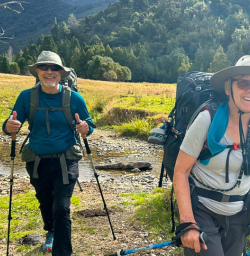 Guide hiking tour Nydia Track K03MAR25