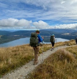 8 Hikers Nelson Lakes National Park 17FEB25