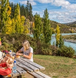 Picnic lunch along Clutha River, Otago New Zealand