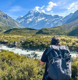 Guests hiking in Aoraki Mount Cook National Park 130124 1