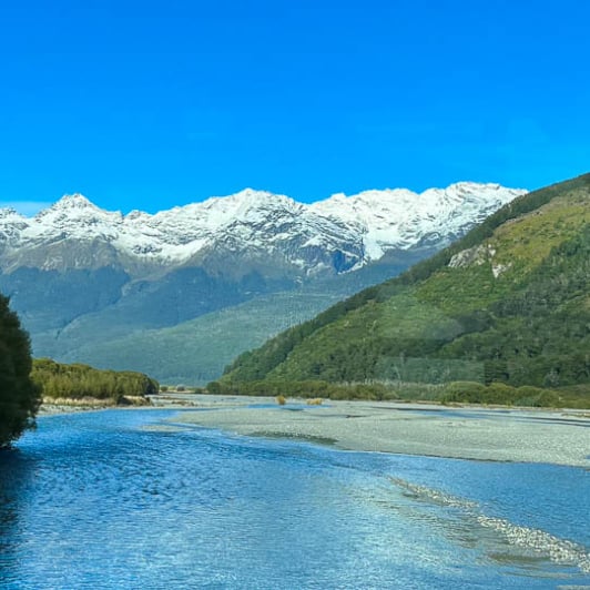 New Zealand mountains 