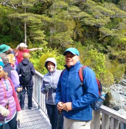 hiking in arthurs pass