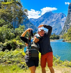 couple laughing on the milford track