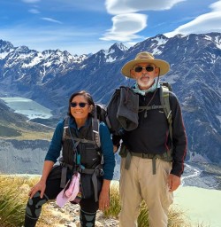 couple mt cook national park KC24NOV25