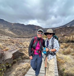 day hike Tongariro National Park SN04NOV25