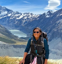 female guest mt cook nationalpark KC24NOV25