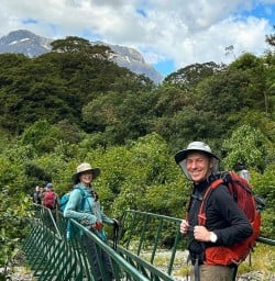 group hike Milford Track GE08DEC25