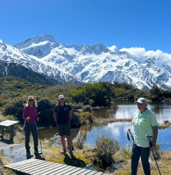 group hike Red Tarns Mt Cook National Park PS27OCT25