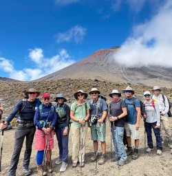group hike TOngariro Crossing National Park GN17NOV25