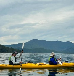 group kayak trip in Queen Charlotte MP01DEC25