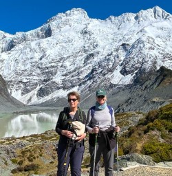 group trip hike on the Hooker Valley Track Mt Cook Aoraki National Park 27OCT26