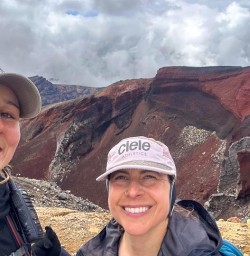 guest and guide Simone in Tongariro national park GN23FEB27