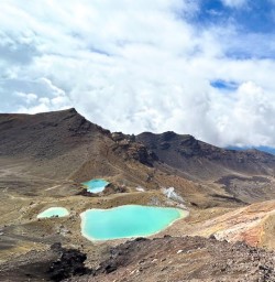 guest at emeral lakes Tongariro National Park GN23FEB27