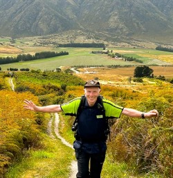 guest explores Wanaka PS19JAn26