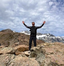guest hikes mt cook national park PS16FEb26