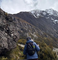 guest hiking Aoraki Mt Cook Nationalpark PS10NOV25