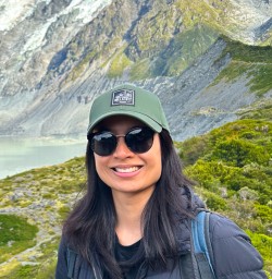 guest hiking in mt cook national park PS09FEB26