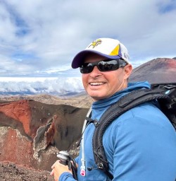guest in Tongariro National park hiking and exploring GN23FEB27