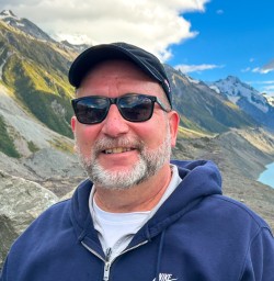 guest in aoraki mt cook national park PS23FEB26