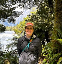 guest on Milford Track PS22DEC25