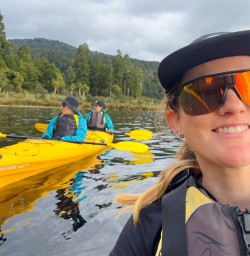 guests and gudie Ciara kayak on Lake Mapourika KC23FEB26