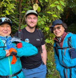 guests and guide Cam explore west coast KC23FEB26