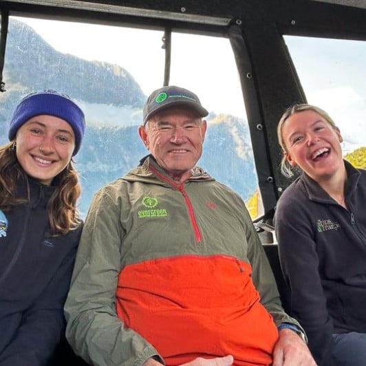 guests and guide Chloe on water taxi Milford Track GE09MAR26