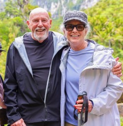 guests and guide Ciara Paparoa National Park GE10NOV25