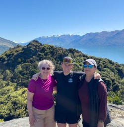guests and guide Ciara in Wanaka GE10NOV25