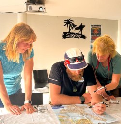 guests and guide Connor SN03MAR26