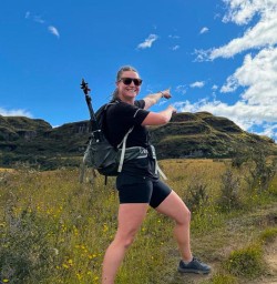 guests and guide Kelly on the Rocky Mountain Track in Wanaka RM26JAN26