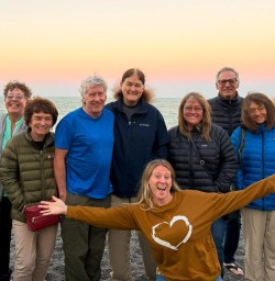 guests and guide Lisa in Kaikoura GE16MAR26