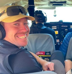 guests and guide Ryan fly into Siberia Valley PS30MAR26