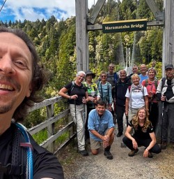 guests and guides Age and Rachel Maramataha Bridge GN17NOV25