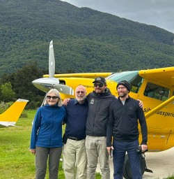 uests and plane Siberia Valley Mt Aspiring PS10NOV25