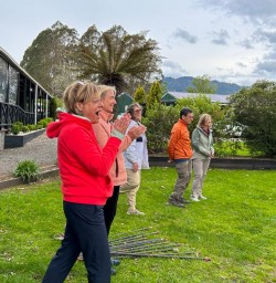 guests at Kohutapu Lodge SN28OCT25