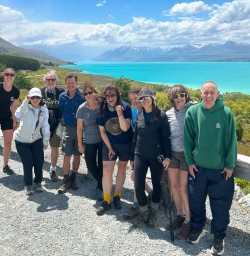 guests at Lake Pukaki PS01DEC25