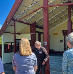 guests at marae Kohutapu Lodge SN04NOV25