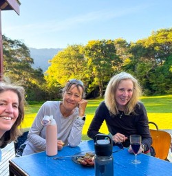 guests at the Nydia Hut KC16FEB26
