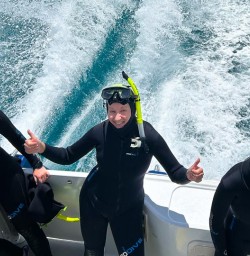 guests dolphin swim in Kaikoura KC24NOV25