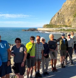 guests explore Kaikoura KC02FEB26